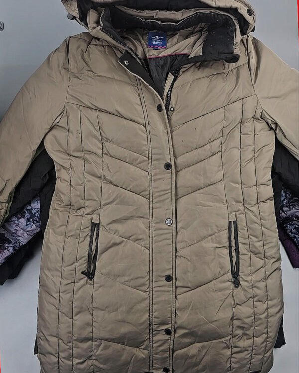 Фотография  467 - Куртки#25 кг, ЛОТ № СХ-0169 оптом в Новосибирске и Новосибирской области