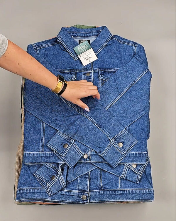 Фотография  381 - Ветровки женские CAN 104#12 кг оптом в Новосибирске и Новосибирской области