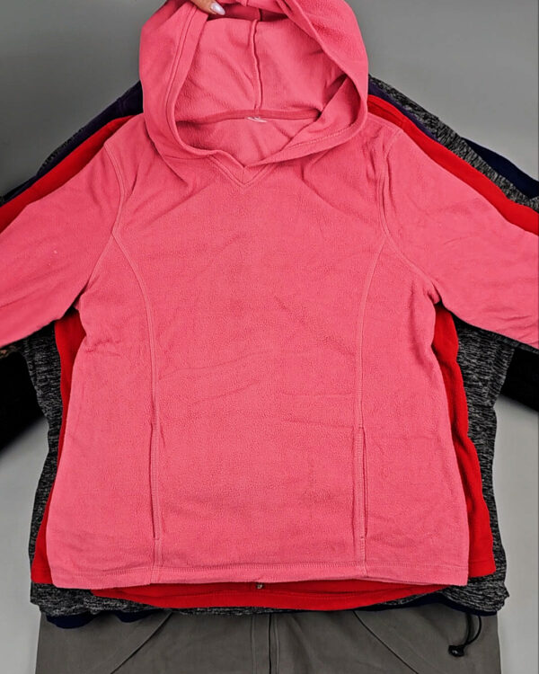 Фотография  723 - Флис#20 кг, ЛОТ № СХ-0175 оптом в Новосибирске и Новосибирской области