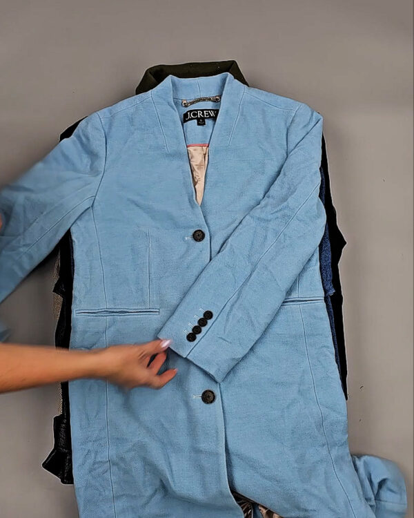 Фотография  317 - Ветровки женские CAN 104#11,5 кг, ЛОТ СТ-9402 оптом в Новосибирске и Новосибирской области