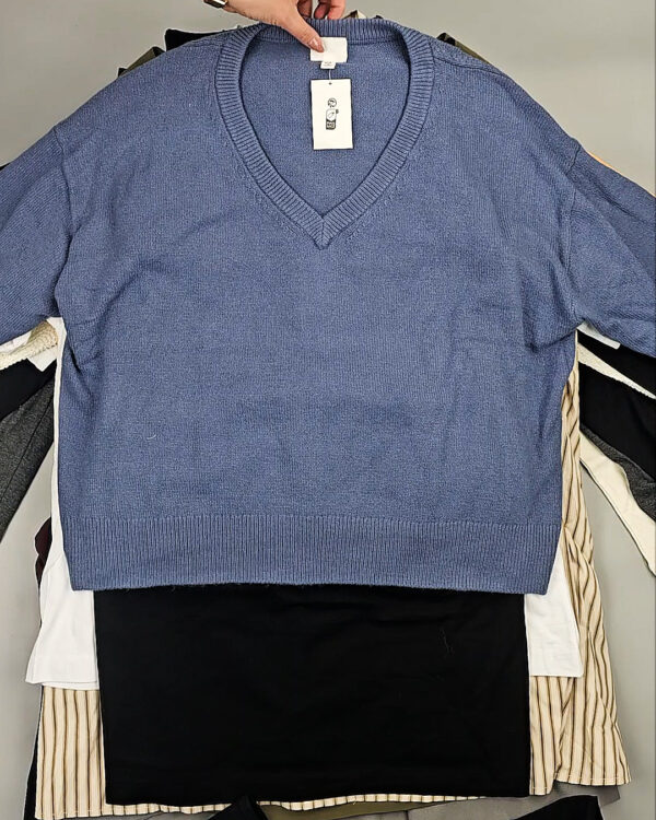 Фотография  967 - H&M A/W Women mix 095#15 кг, ЛОТ № СТ-9549 оптом в Новосибирске и Новосибирской области