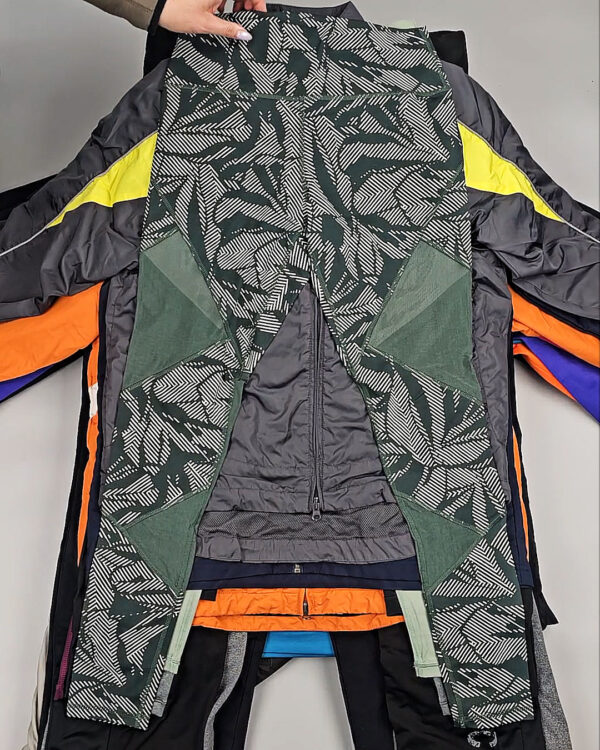 Фотография  204 - Спорт#25 кг, ЛОТ № СХ-0168 оптом в Новосибирске и Новосибирской области