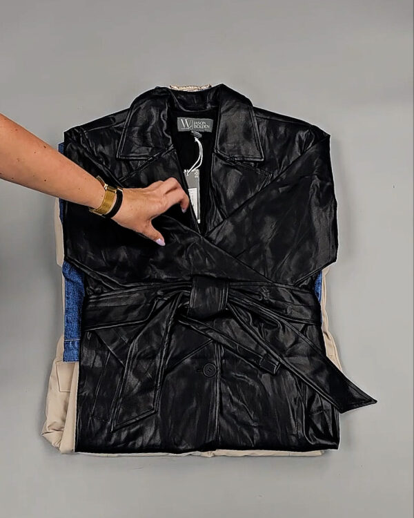 Фотография  863 - Ветровки женские CAN 104#12,4 кг, ЛОТ СТ-9403 оптом в Новосибирске и Новосибирской области