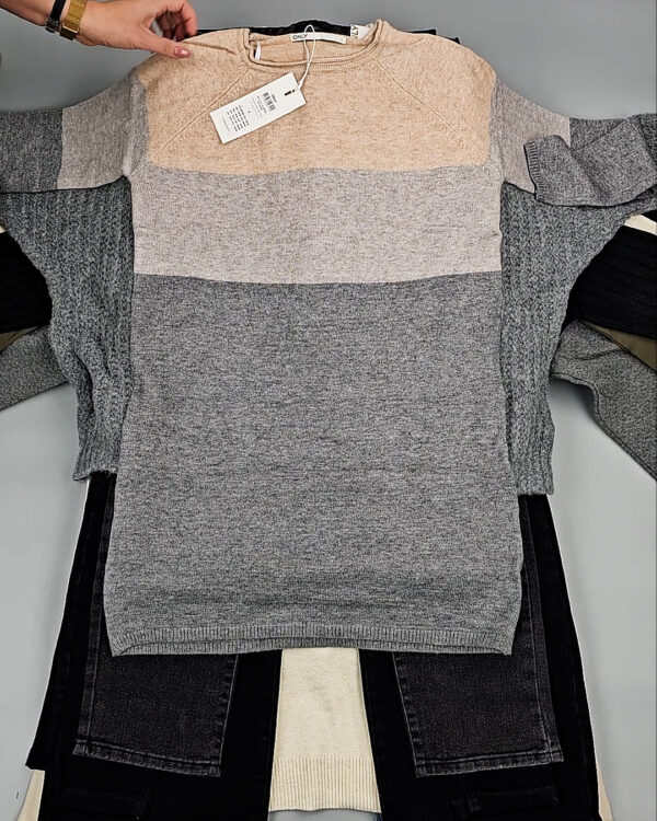 Фотография  407 - Bestseller Winter mix 104#15 кг, ЛОТ № СТ-9526 оптом в Новосибирске и Новосибирской области