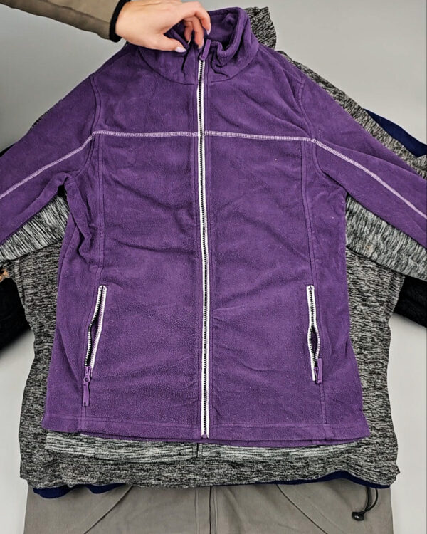 Фотография  856 - Флис#20 кг, ЛОТ № СХ-0175 оптом в Новосибирске и Новосибирской области