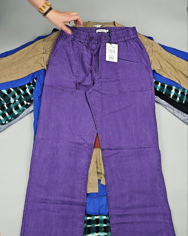 Фотография  258 - B.YOUNG Winter mix 104#15 кг, ЛОТ СТ-9599 оптом в Новосибирске и Новосибирской области