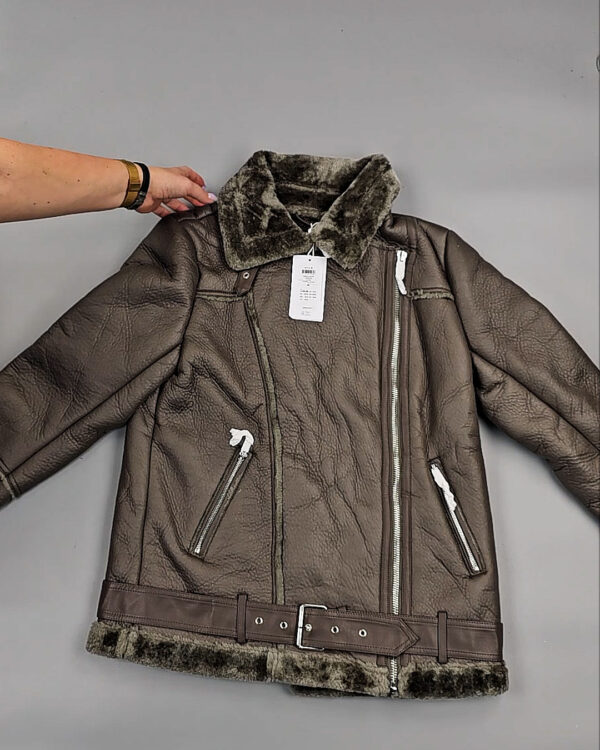 Фотография  993 - Куртки BESTSELLER зима 045#10 кг, ЛОТ СТ-9467 оптом в Новосибирске и Новосибирской области