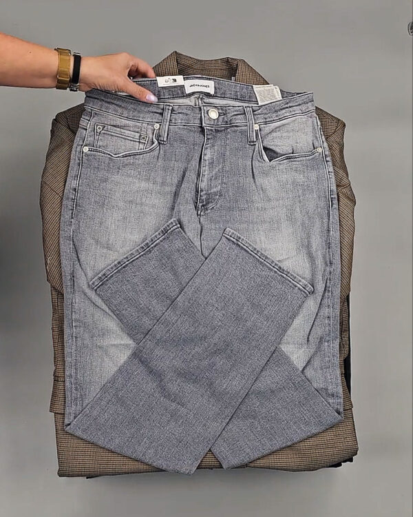 Фотография  398 - JACK JONES Men Winter mix 075#20 кг, ЛОТ № СТ-9443 оптом в Новосибирске и Новосибирской области