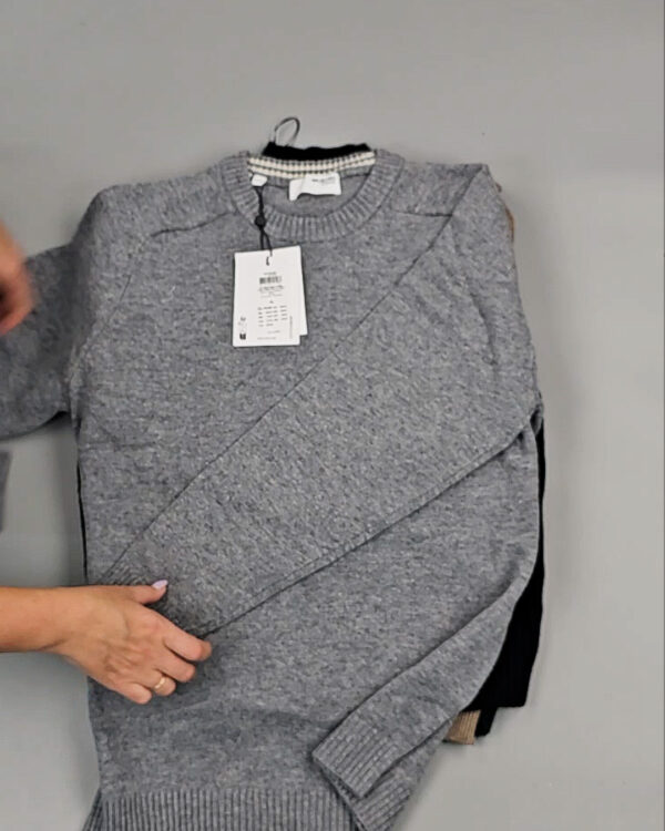 Фотография  278 - Джемпера Bestseller 104#7 кг, ЛОТ СТ-9423 оптом в Новосибирске и Новосибирской области