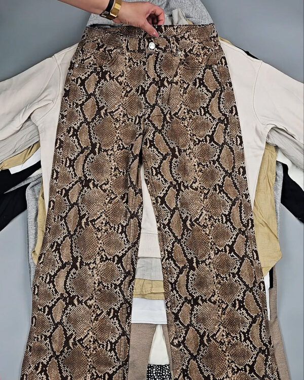 Фотография  933 - H&M A/W Women mix 095#15 кг, ЛОТ № СТ-9546 оптом в Новосибирске и Новосибирской области