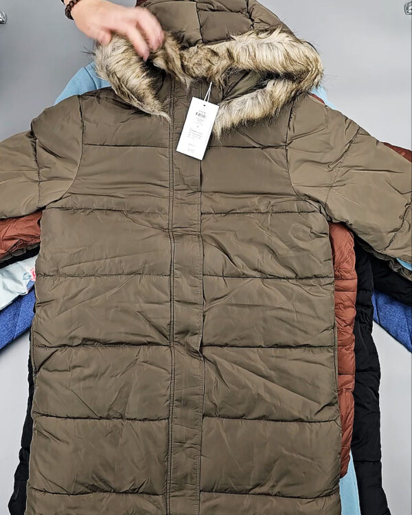 Фотография  580 - Верхняя одежда VILA 104#10 кг, ЛОТ СТ-9714 оптом в Новосибирске и Новосибирской области