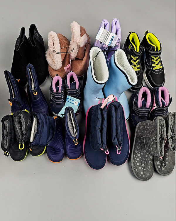 Фотография  130 - Обувь СТОК дети зима 065#6,4 кг, ЛОТ СТ-9662 оптом в Новосибирске и Новосибирской области