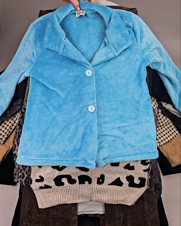 Фотография  521 - Женский микс зима (Winter mix)#20 кг, ЛОТ СХ-0206 оптом в Новосибирске и Новосибирской области