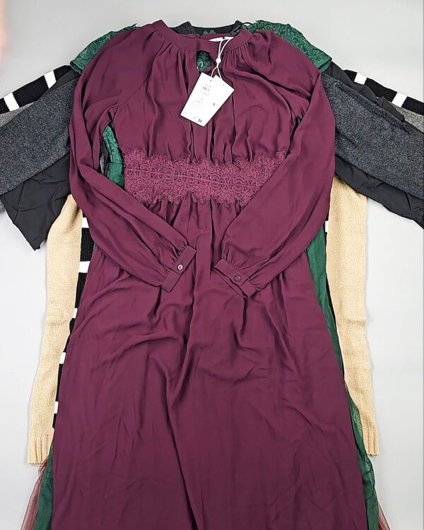 Фотография  634 - Платья VILA Winter 104#7 кг, ЛОТ СТ-9903 оптом в Новосибирске и Новосибирской области