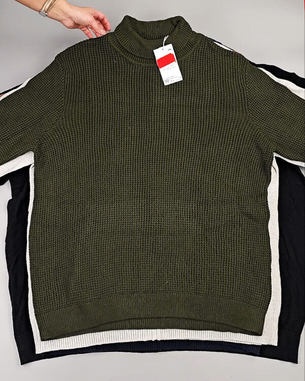 Фотография  513 - Джемпера мужские C&A 025#7,6 кг, ЛОТ СТ-10006 оптом в Новосибирске и Новосибирской области