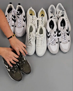 Фотография  881 - Hummel кроссовки (Hummel sport shoes) #10 шт, ЛОТ СТ-9783 оптом в Новосибирске и Новосибирской области