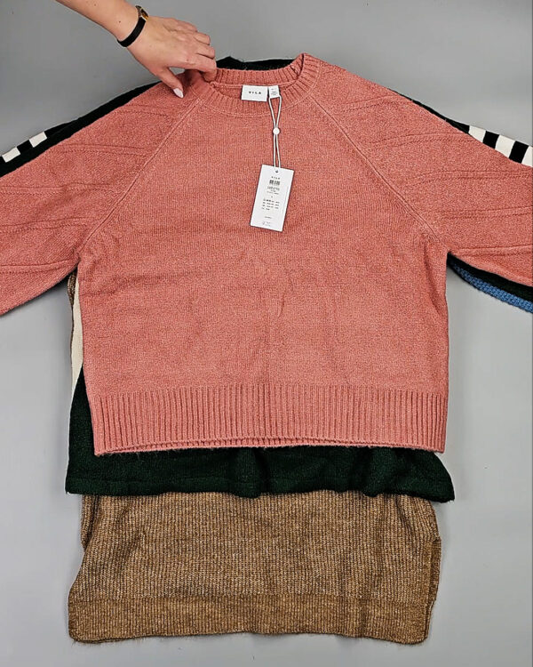 Фотография  432 - Джемпера VILA W 104#7 кг, ЛОТ СТ-9994 оптом в Новосибирске и Новосибирской области