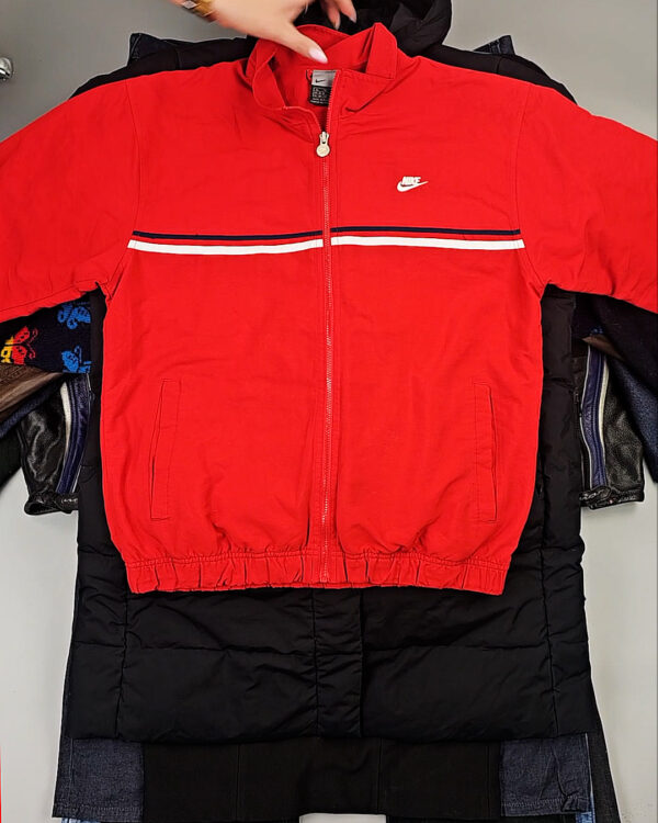 Фотография  671 - Vintage Black#50 кг, ЛОТ СХ-0210 оптом в Новосибирске и Новосибирской области