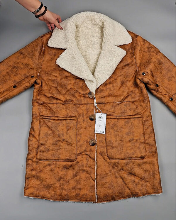 Фотография  110 - Верхняя одежда VILA 104#10 кг оптом в Новосибирске и Новосибирской области