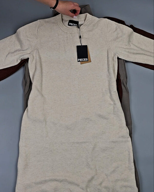 Фотография  936 - Платья Bestseller+DK Winter 035#7 кг, ЛОТ СТ-9997 оптом в Новосибирске и Новосибирской области