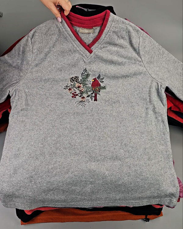 Фотография  952 - Толстовки флис м/ж (Adult Fleece Tops Premium)#18 кг, ЛОТ СХ-0250 оптом в Новосибирске и Новосибирской области