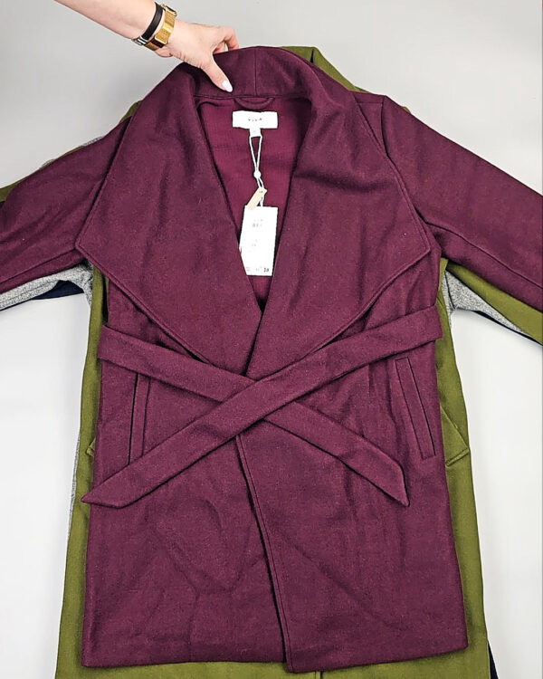 Фотография  985 - Пальто Bestseller 104#15,2 кг, ЛОТ СТ-9842 оптом в Новосибирске и Новосибирской области