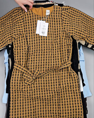 Фотография  268 - DK, Bestseller + Winter mix#15 кг, ЛОТ СТ-9957 оптом в Новосибирске и Новосибирской области