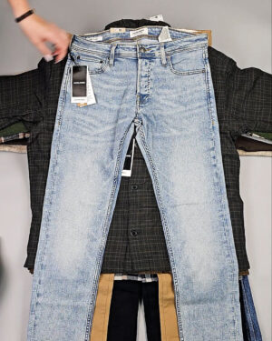 Фотография  426 - JACK JONES Men Winter mix 045#15 кг, ЛОТ СТ-9964 оптом в Новосибирске и Новосибирской области