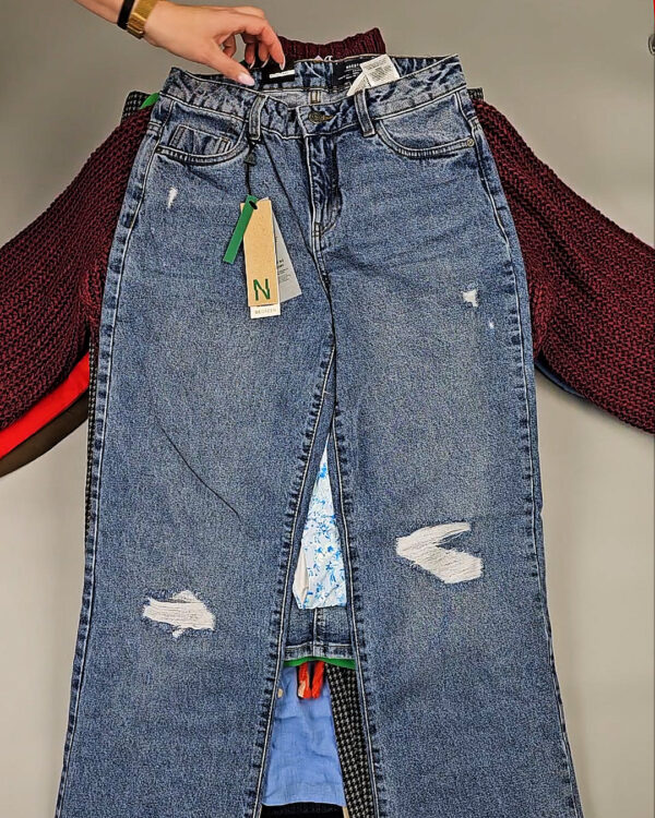 Фотография  514 - DK+Bestseller 085#16 кг, ЛОТ СТ-9950 оптом в Новосибирске и Новосибирской области