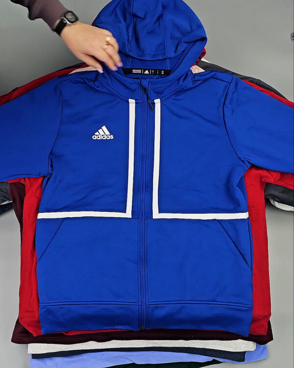 Фотография  799 - Толстовки (SWEAT TOPS Extra)#20 кг, ЛОТ СХ-0248 оптом в Новосибирске и Новосибирской области