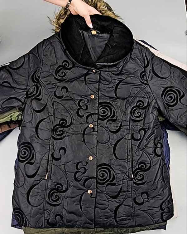 Фотография  571 - Куртки взрослые ANO#21 кг, ЛОТ СХ-0200 оптом в Новосибирске и Новосибирской области