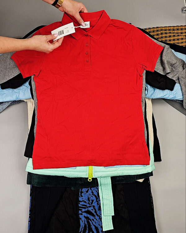 Фотография  330 - DK, Bestseller + Winter mix#15 кг, ЛОТ СТ-9955 оптом в Новосибирске и Новосибирской области