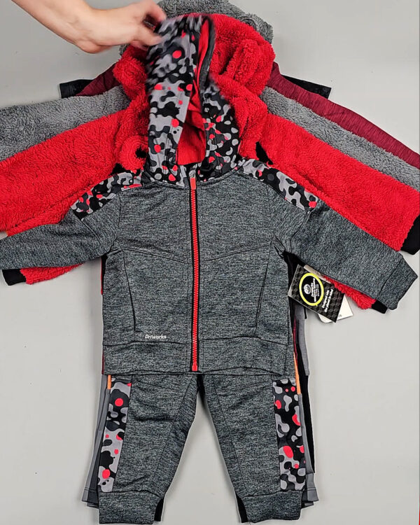 Фотография  353 - Спортивные костюмы дети CAN#6 кг, ЛОТ СТ-9737 оптом в Новосибирске и Новосибирской области