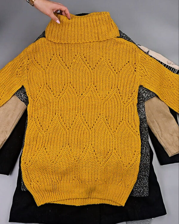 Фотография  827 - Женский микс зима (Winter mix)#20 кг, ЛОТ СХ-0206 оптом в Новосибирске и Новосибирской области