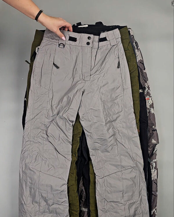 Фотография  852 - Комбинезоны лыжные SKI БМ#20 кг, ЛОТ СХ-0193 оптом в Новосибирске и Новосибирской области