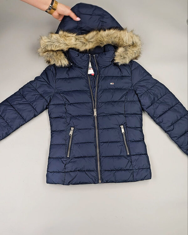 Фотография  694 - Женский микс зима (Winter mix)#20 кг, ЛОТ СХ-0207 оптом в Новосибирске и Новосибирской области