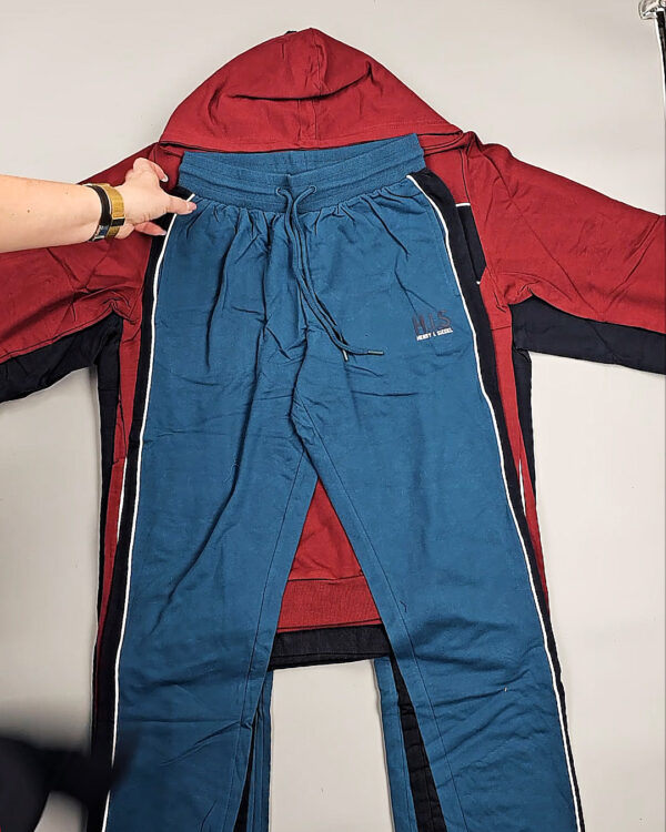 Фотография  700 - Спортивные костюмы (Herren-Trainingsanzuge voп HIS)#17,8 кг, ЛОТ СТ-9632 оптом в Новосибирске и Новосибирской области