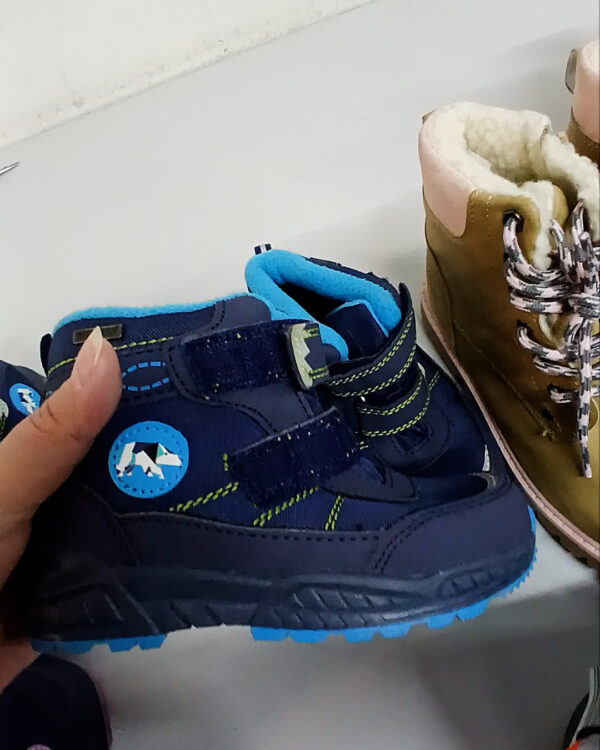 Фотография  800 - Обувь СТОК дети зима#10 кг, ЛОТ СТ-9823 оптом в Новосибирске и Новосибирской области