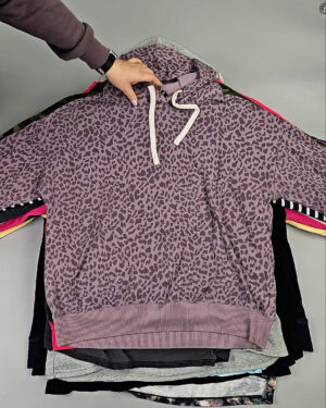 Фотография  560 - Толстовки (SWEAT TOPS Extra)#20 кг, ЛОТ СХ-0247 оптом в Новосибирске и Новосибирской области