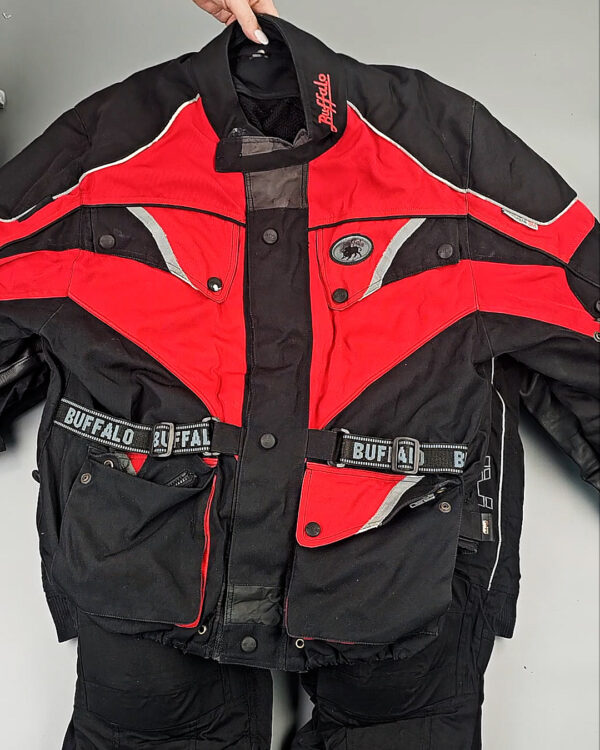 Фотография  880 - МОТО одежда mix БМ#16,9 кг, ЛОТ СХ-0280 оптом в Новосибирске и Новосибирской области