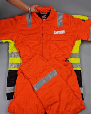 Фотография  500 - Рабочая одежда mix БМ#25 кг, ЛОТ СХ-0266 оптом в Новосибирске и Новосибирской области