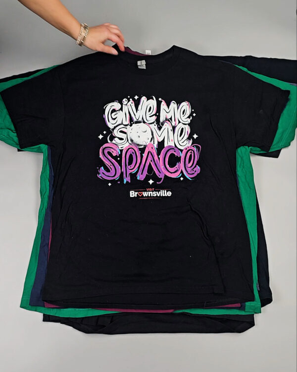 Фотография  652 - Футболки м/ж (Super T-Shirts Printed)#10 кг, ЛОТ СХ-0270 оптом в Новосибирске и Новосибирской области